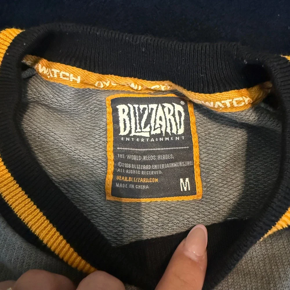 Blizzard Overwatch Men Grey Black Knit Sweater Embroidered Logo Size M‎ 2018